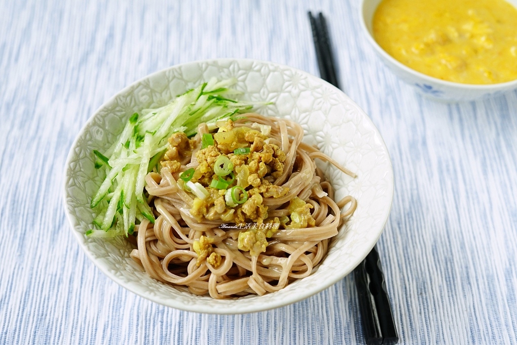 Amanda食譜,乾拌蕎麥麵,乾拌麵,涼拌麵,肉醬,肉醬拌麵,芝麻醬,蕎麥,薑黃,薑黃肉醬,薑黃肉醬拌麵,薑黃醬做法,醬拌蕎麥麵,雙醬拌麵,雙醬麵,預防失智,食譜,麻醬麵 @Amanda生活美食料理